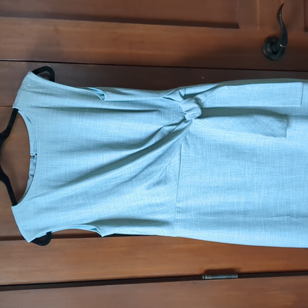Light blue/green Ann Taylor sheath dress Size 6
